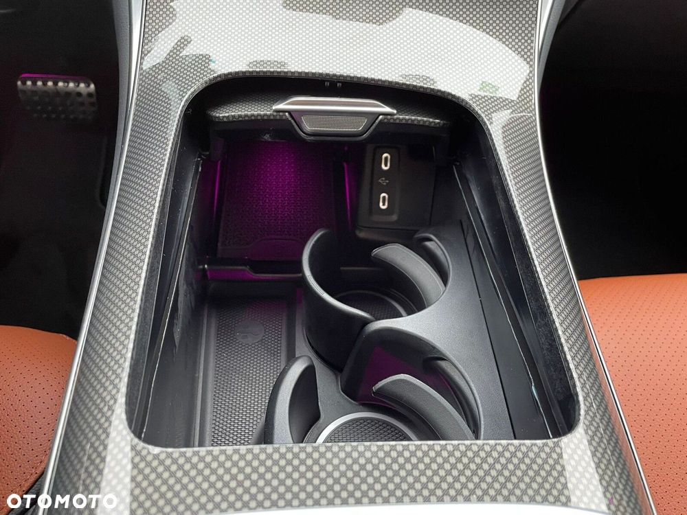 Mercedes-Benz GLC - 29