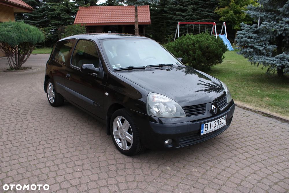 Renault Clio - 9