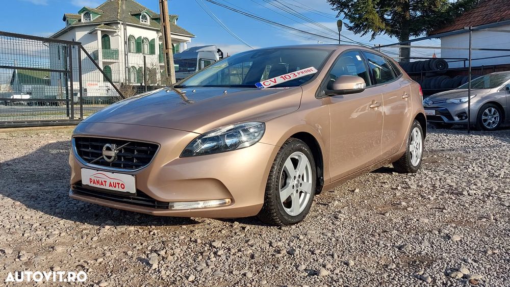 Volvo V40 D2 - 1