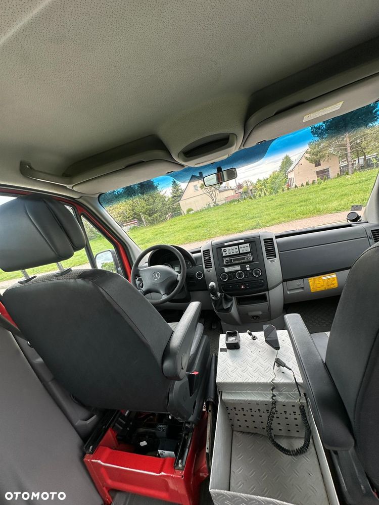Mercedes-Benz Sprinter - 17