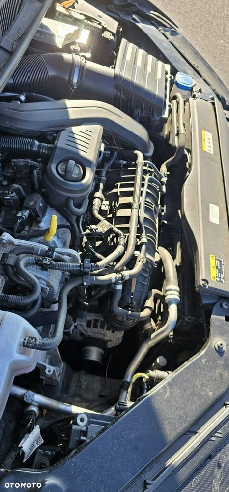 Volkswagen Touran - 29