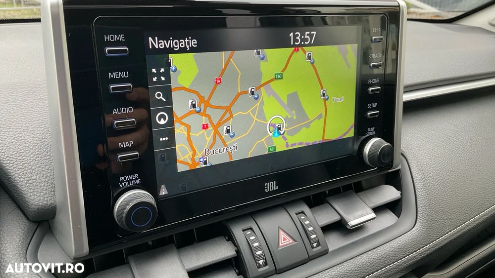 Toyota RAV4 2.5 Hybrid VVT-iE 4x4 Luxury Premium - 23