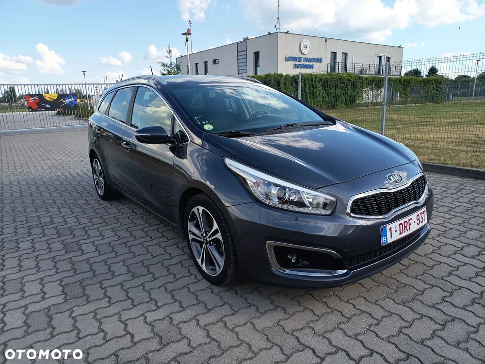 Kia Ceed - 3