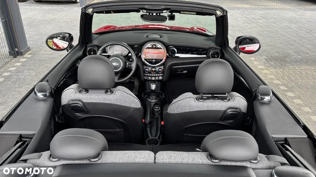 MINI Cooper Standard - 32