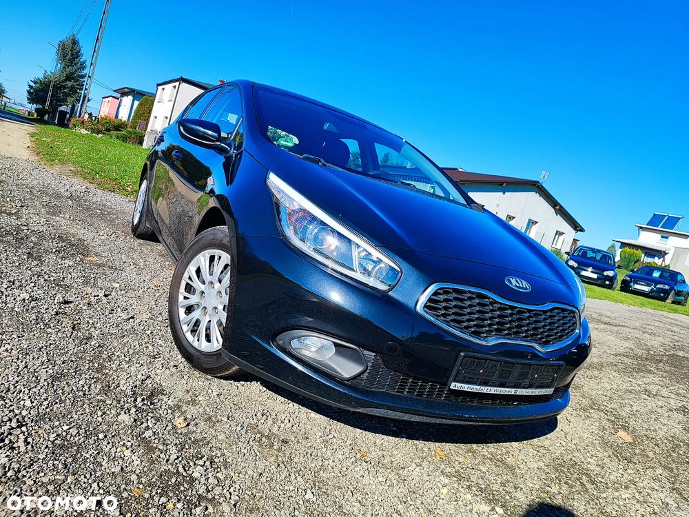 Kia Ceed 1.4 CVVT Attract - 23