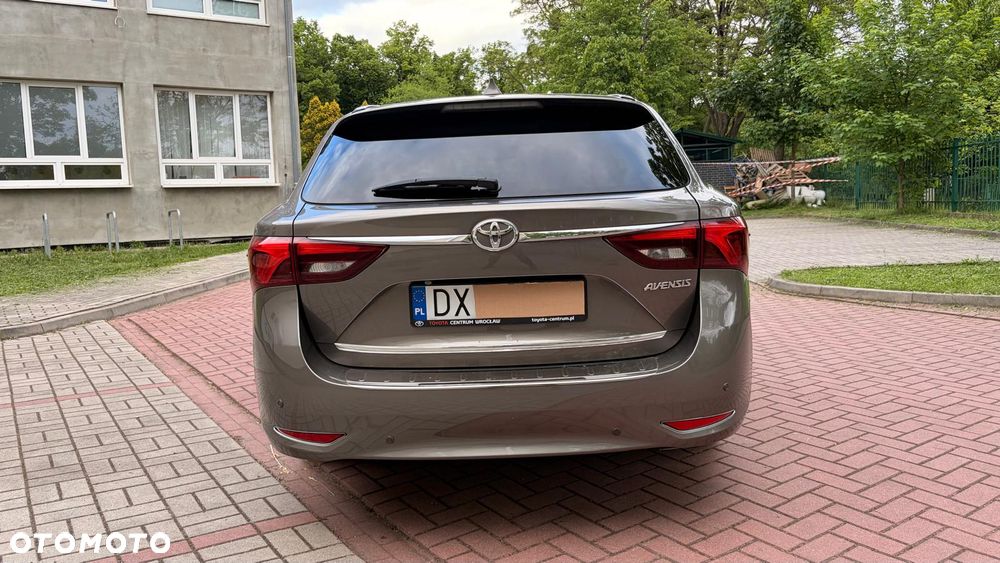 Toyota Avensis 1.8 Selection MS - 34