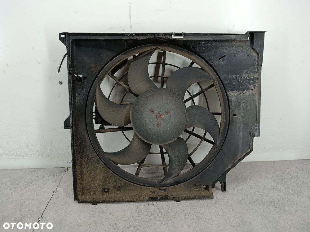 WENTYLATOR CHŁODNICY BMW 3 E46 FL 7510617 8391470 1.8 16V 316i - 1