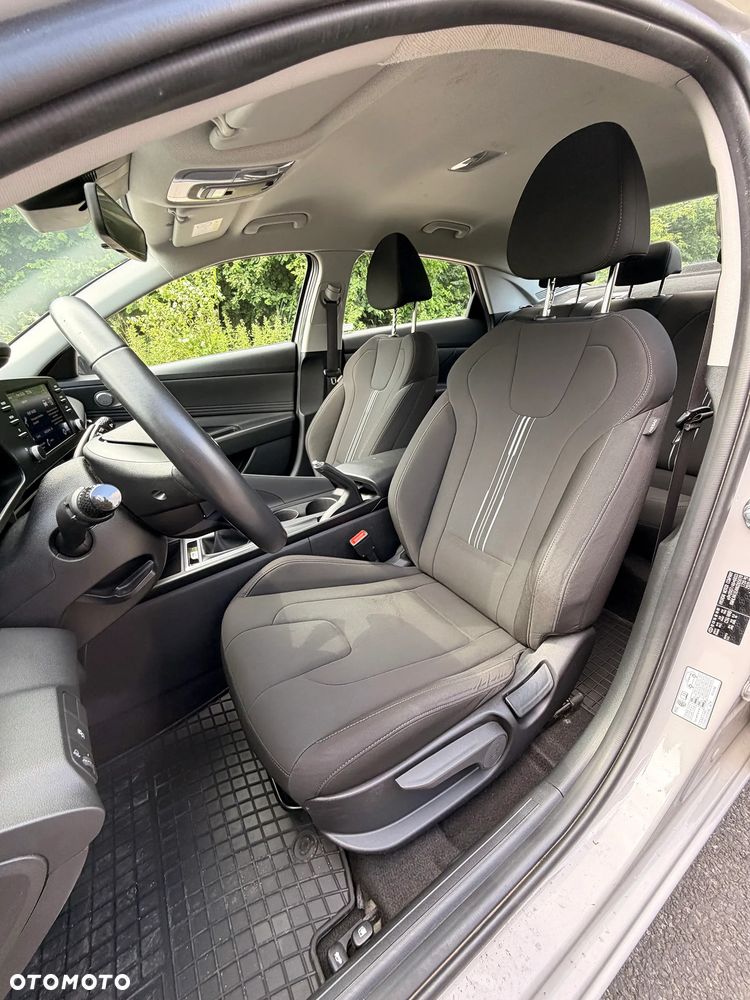 Hyundai Elantra 1.6 Smart - 5