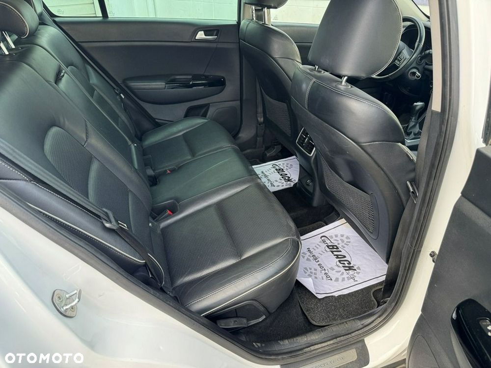 Kia Sportage - 12