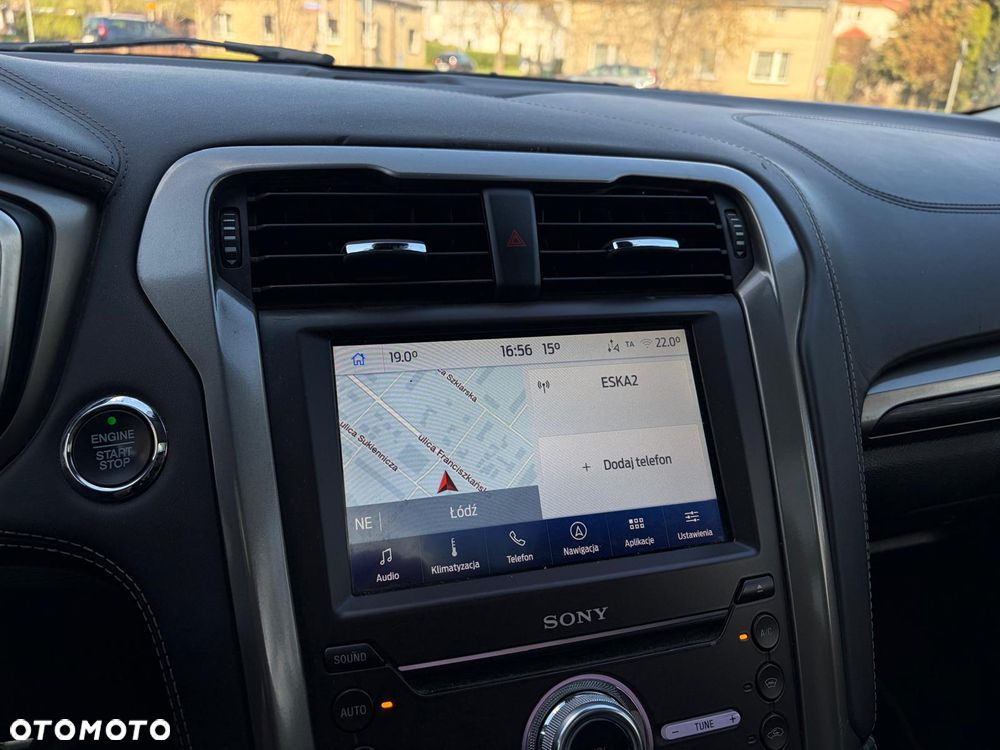 Ford Mondeo SW 2.0 Hybrid Vignale - 23