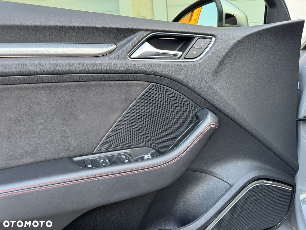 Audi RS3 Sportback S tronic - 21