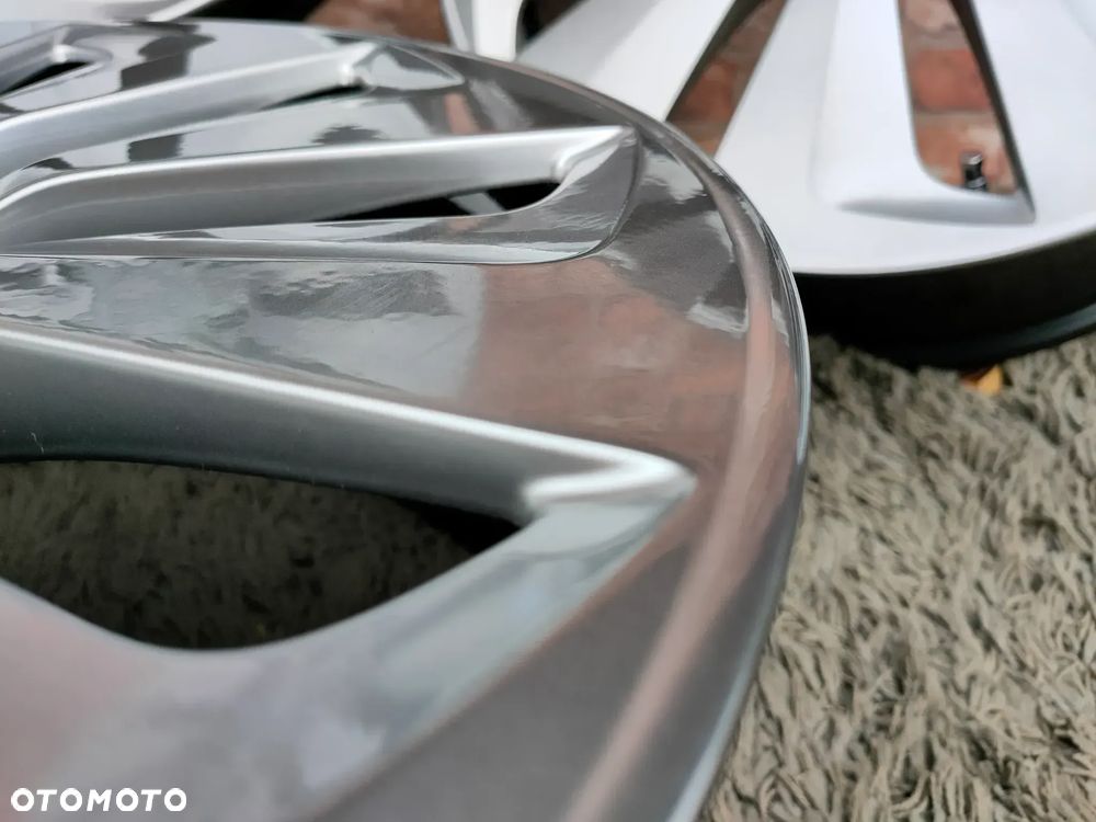 Oryginalne felgi 19 Audi 5x112 Q5 Hybrid hybryda alufelgi A4 A6 A8 A5 A7 Q3 Volkswagen Passat CC Touran Tiguan Skoda Superb Kamiq Karoq Seat Tarraco Mercedes 8j ET39 66.6mm SUV 4x4 OE OEM 8R0601025AB - 23