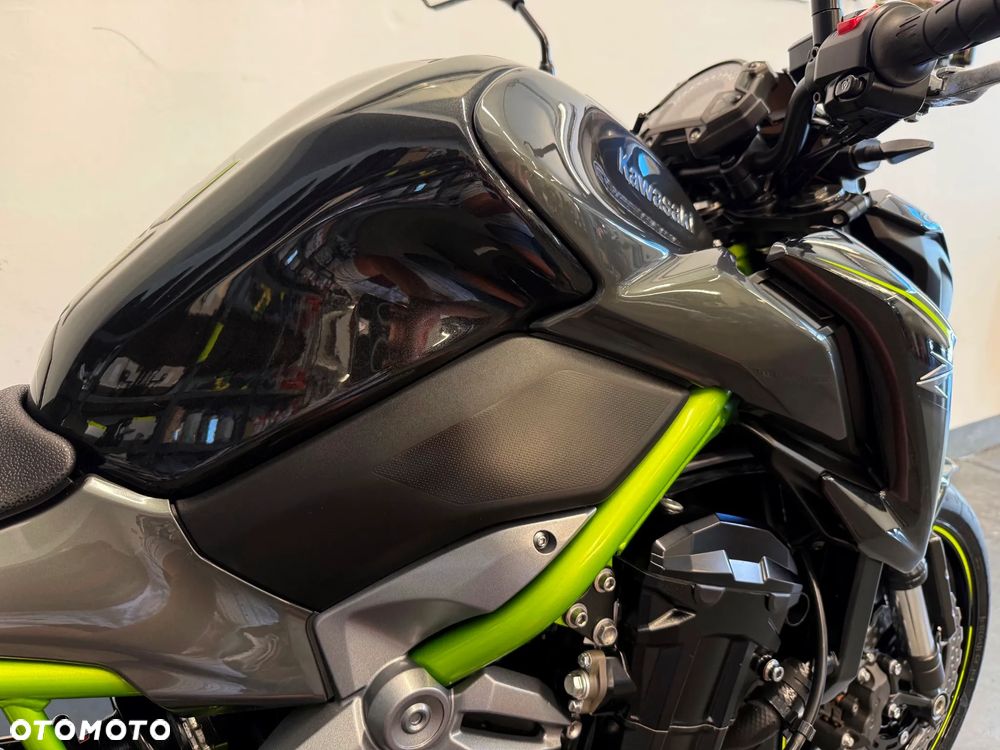 Kawasaki Z 900 - 33