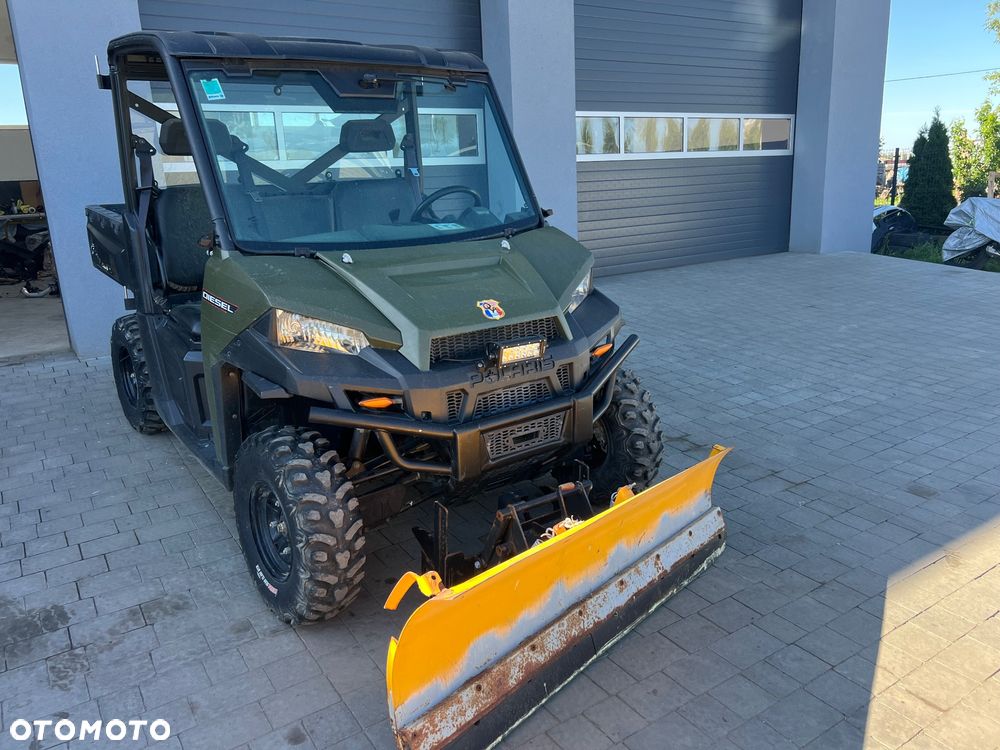 Polaris Ranger - 1