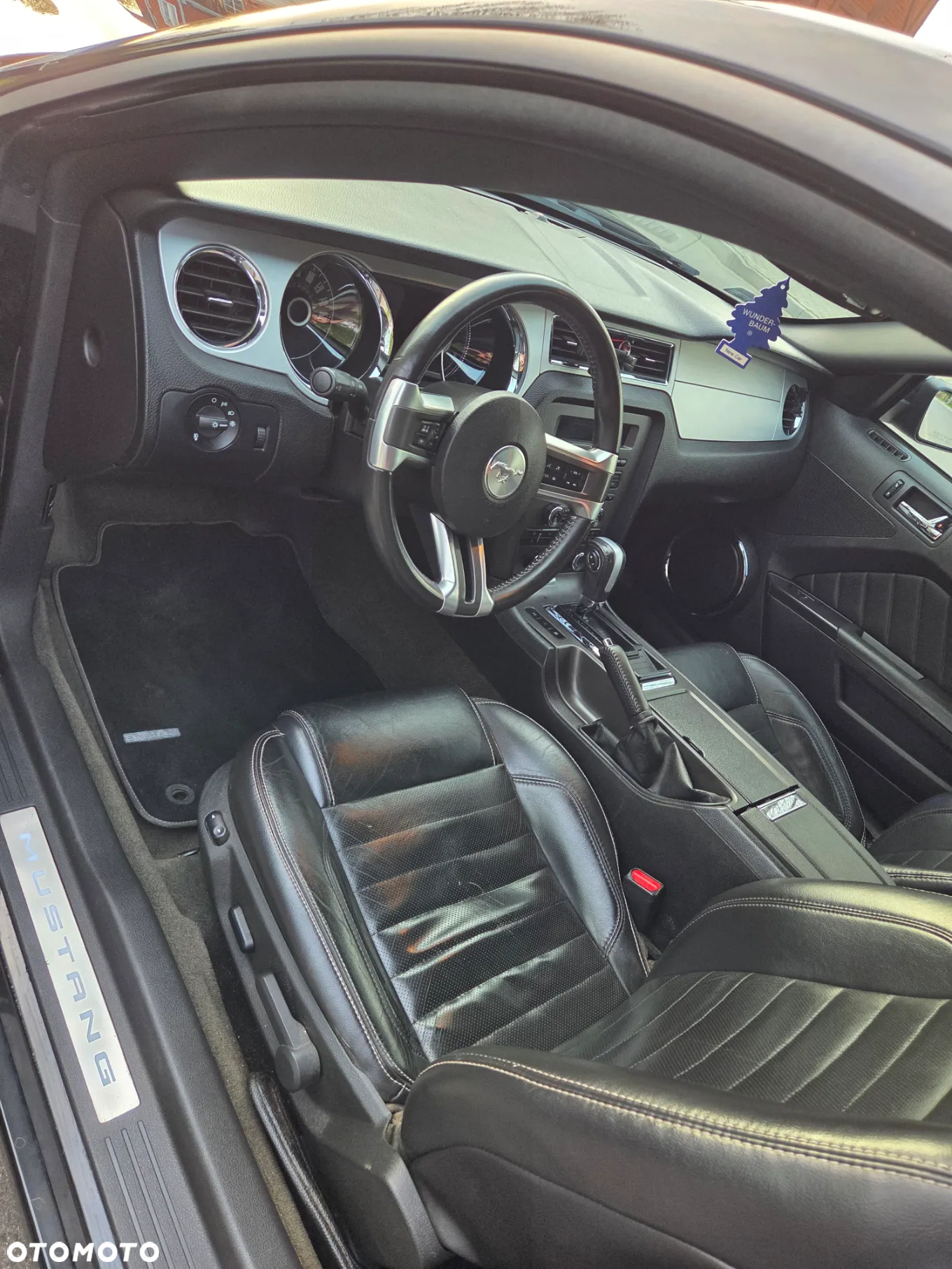 Ford Mustang 3.7 V6 - 12