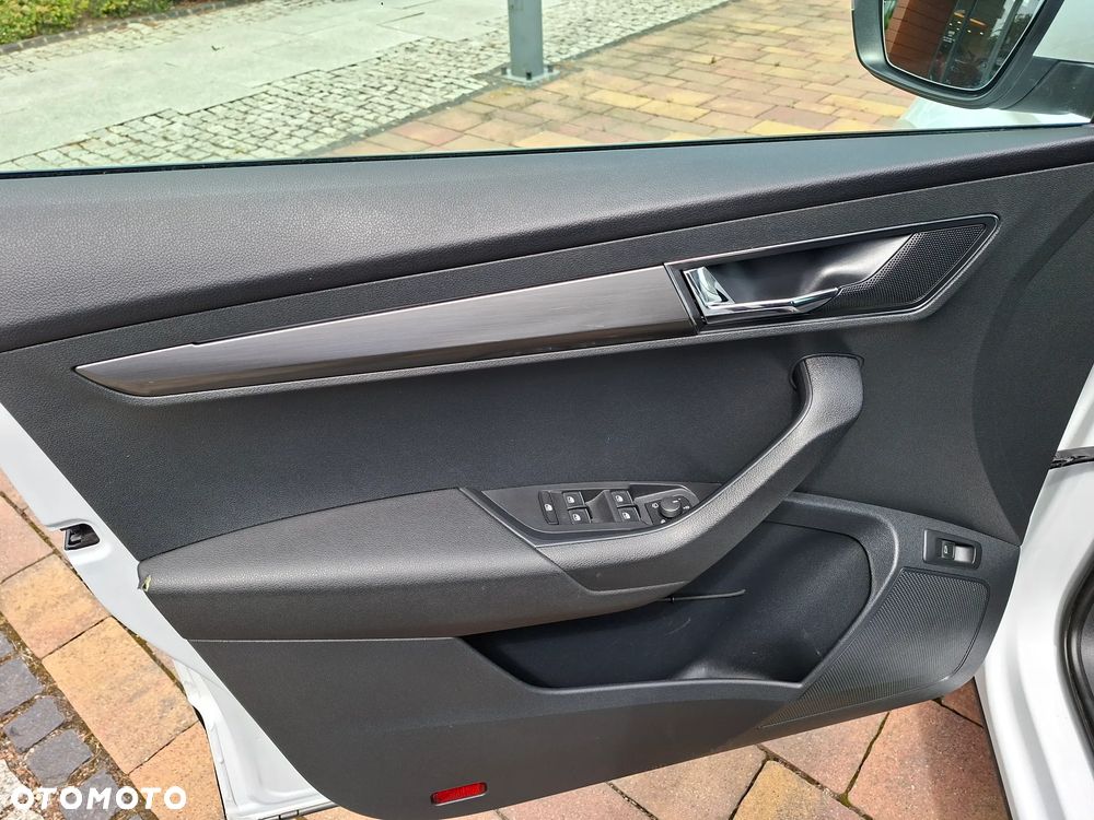 Skoda Karoq 2.0 TDI SCR 4x4 Style - 28