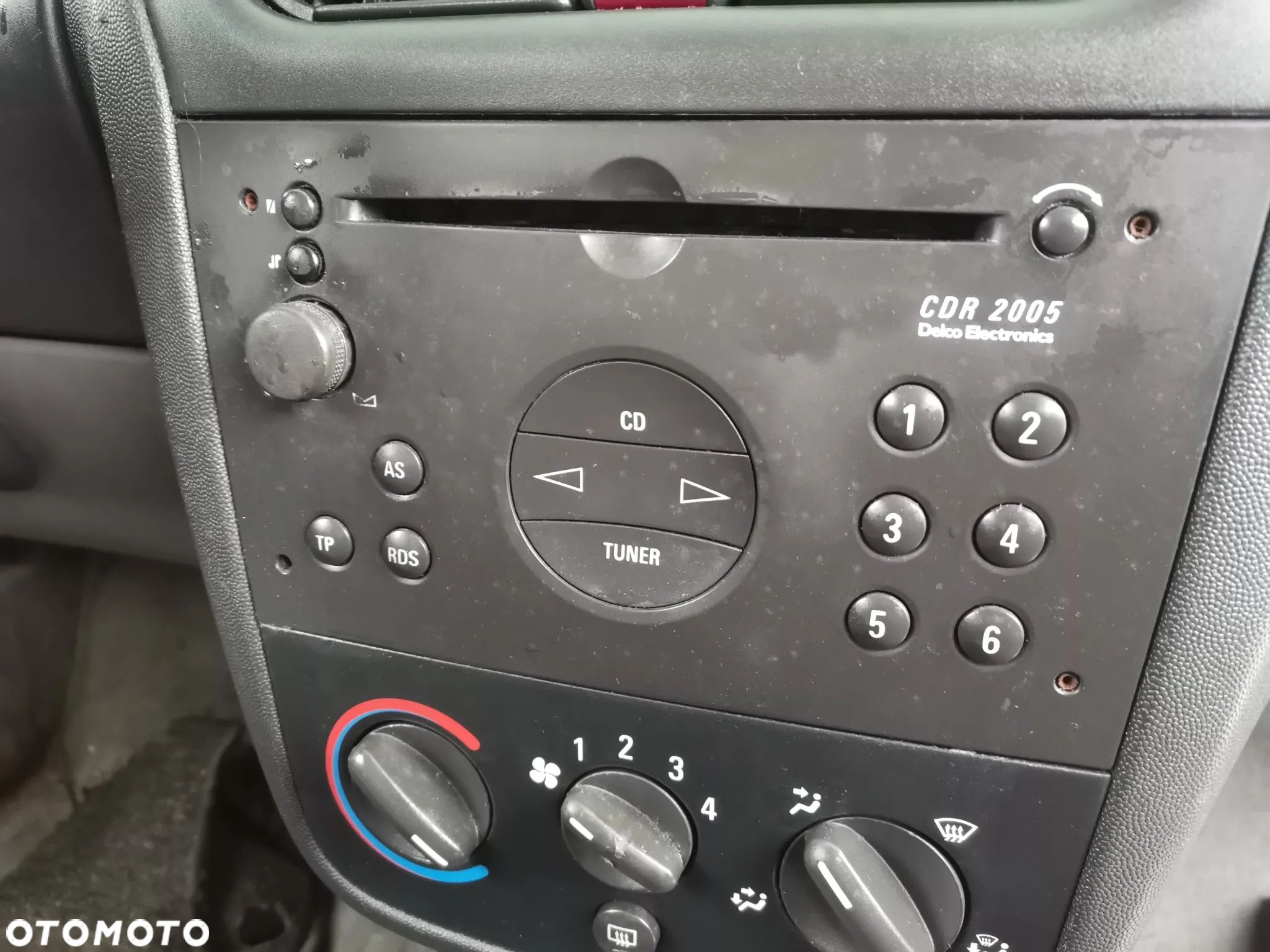 RADIO Opel  Corsa C - 1