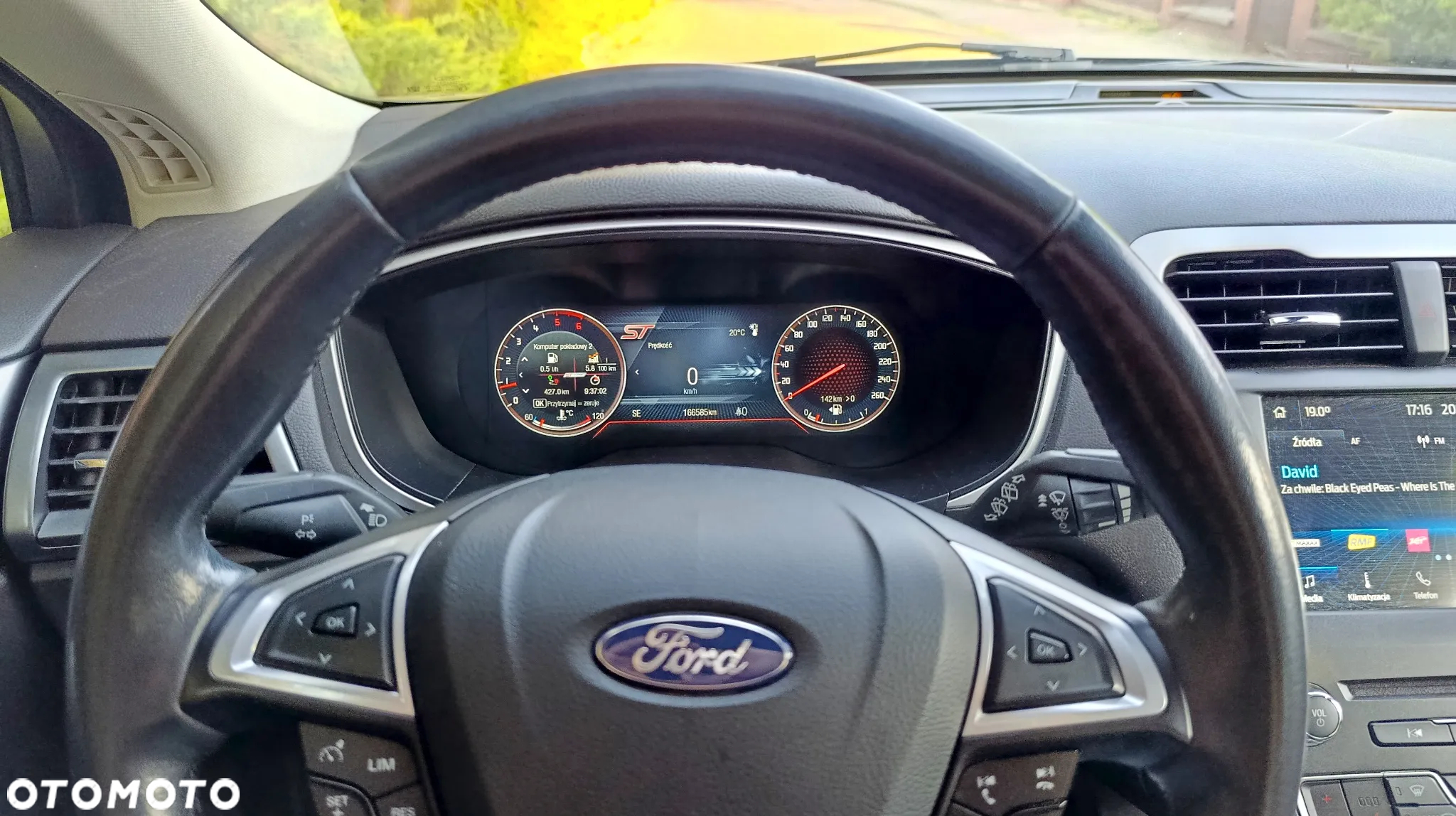 Ford Mondeo - 8