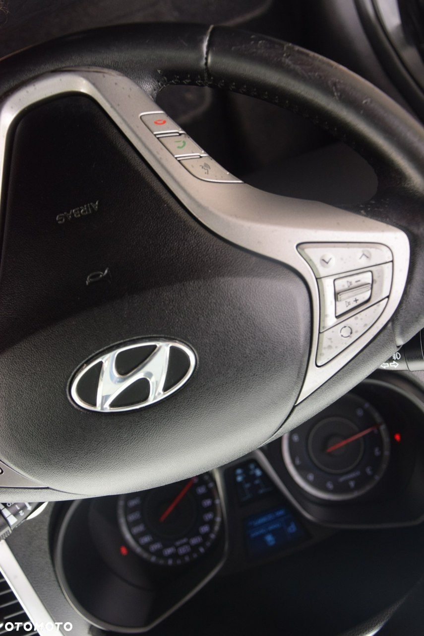 Hyundai ix20 1.6 Automatik Fifa World Cup Edition - 33