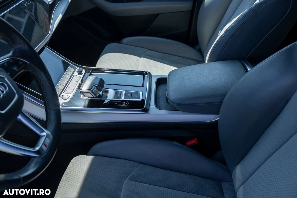 Audi Q8 3.0 55 TFSI quattro Tiptronic MHEV - 12