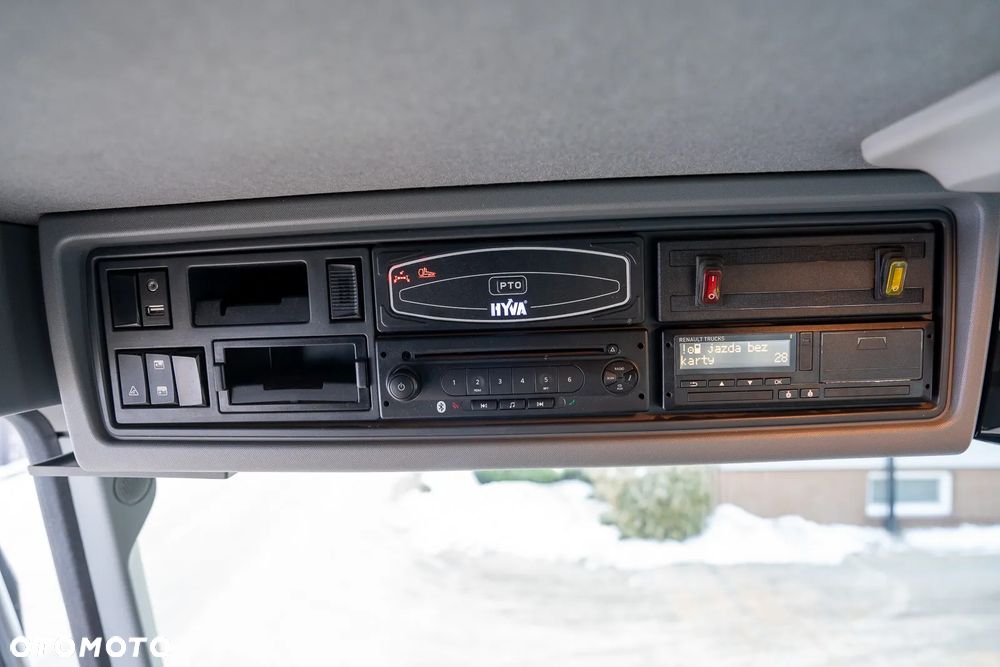 Renault C440 6x2 - 16