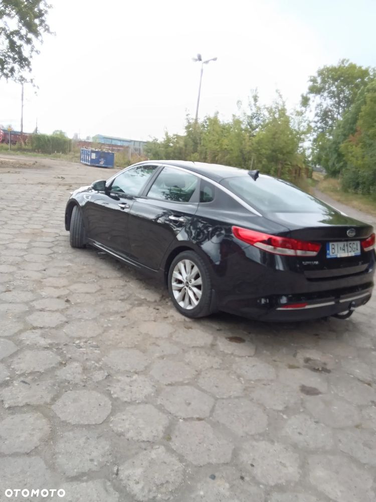 Kia Optima - 5