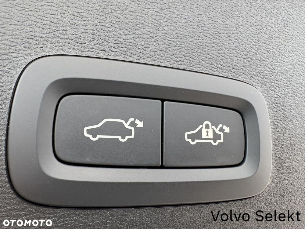 Volvo XC 40 - 26