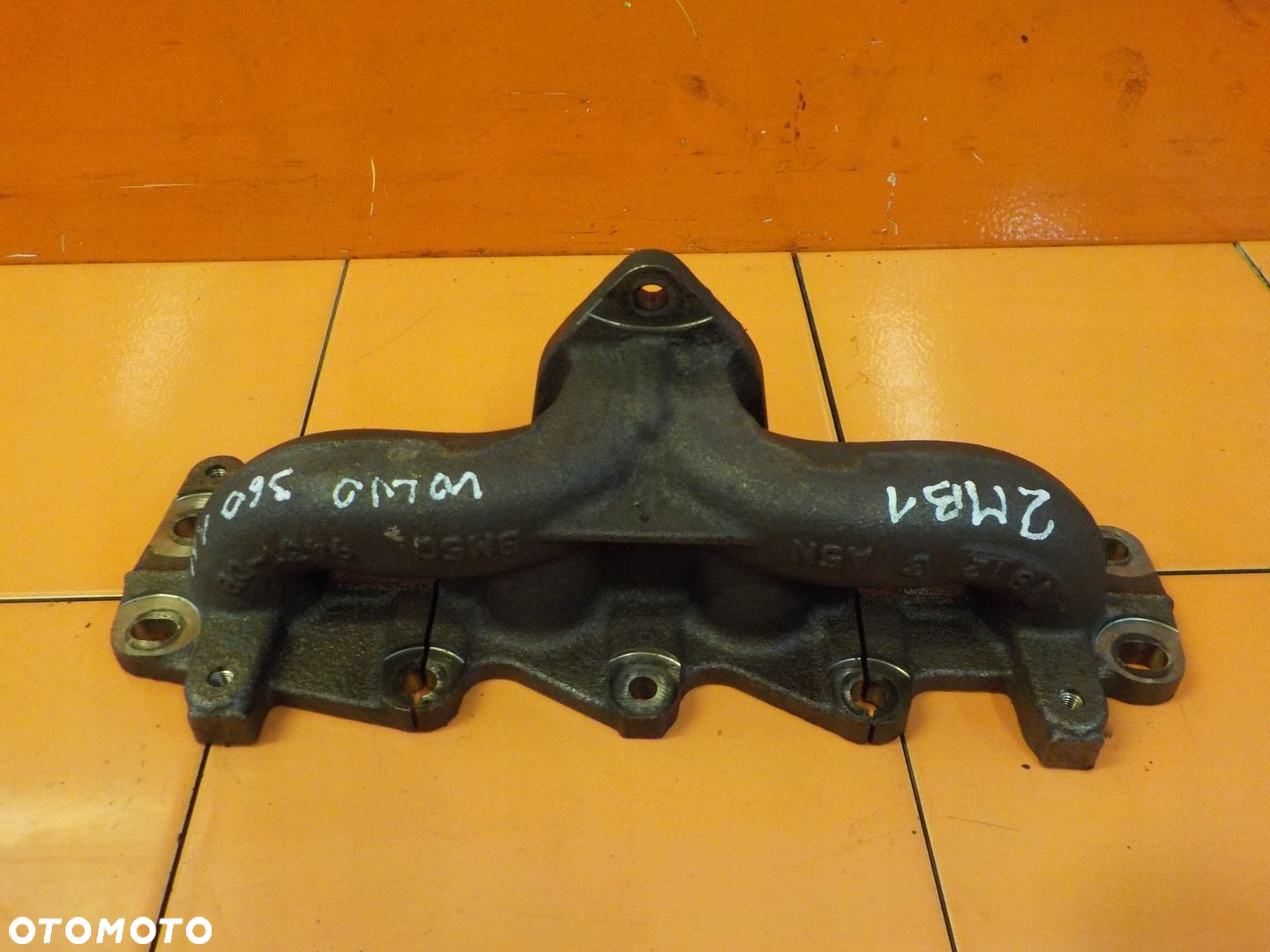 S60 V40 FOCUS 1.6 T3 ECOBOOST 13r B4164T kolektor wydechowy BM5G-9431-DB - 2