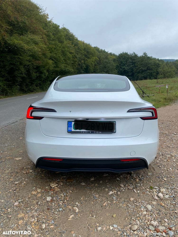 Tesla Model 3 RWD - 3