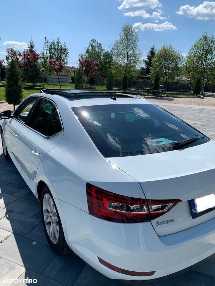 Skoda Superb 2.0 TDI DSG L&K - 8