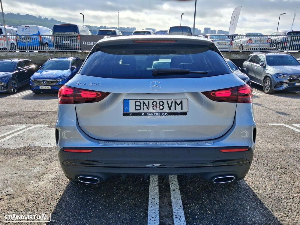 Mercedes-Benz GLA 200 AMG Line - 6