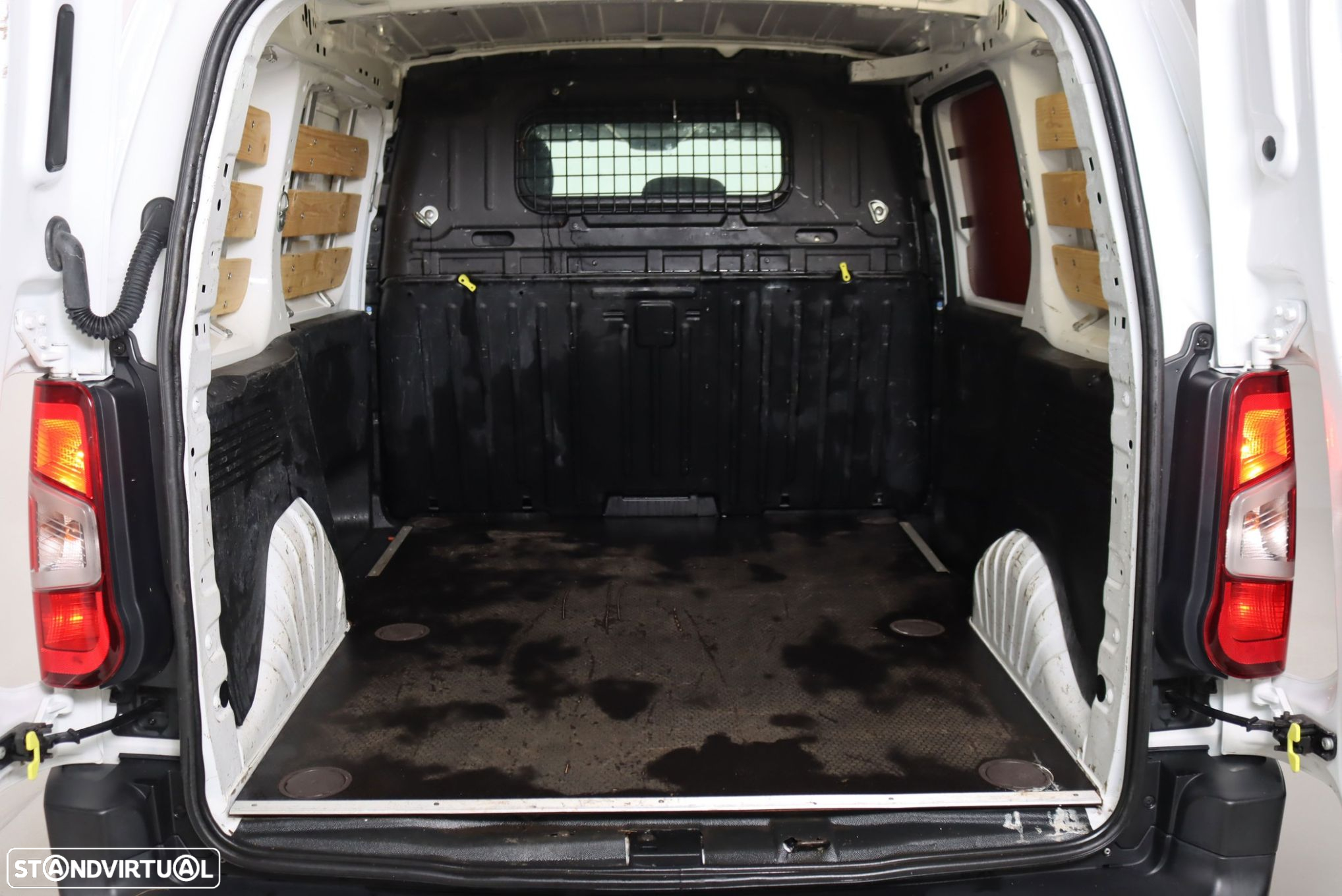 Citroën Berlingo 1.5 BlueHDi M Feel - 26