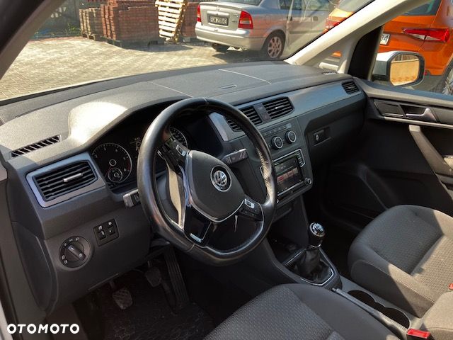 Volkswagen Caddy - 10