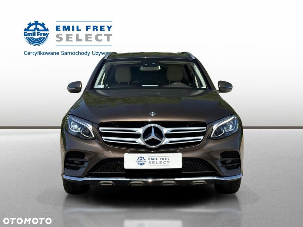 Mercedes-Benz GLC - 9