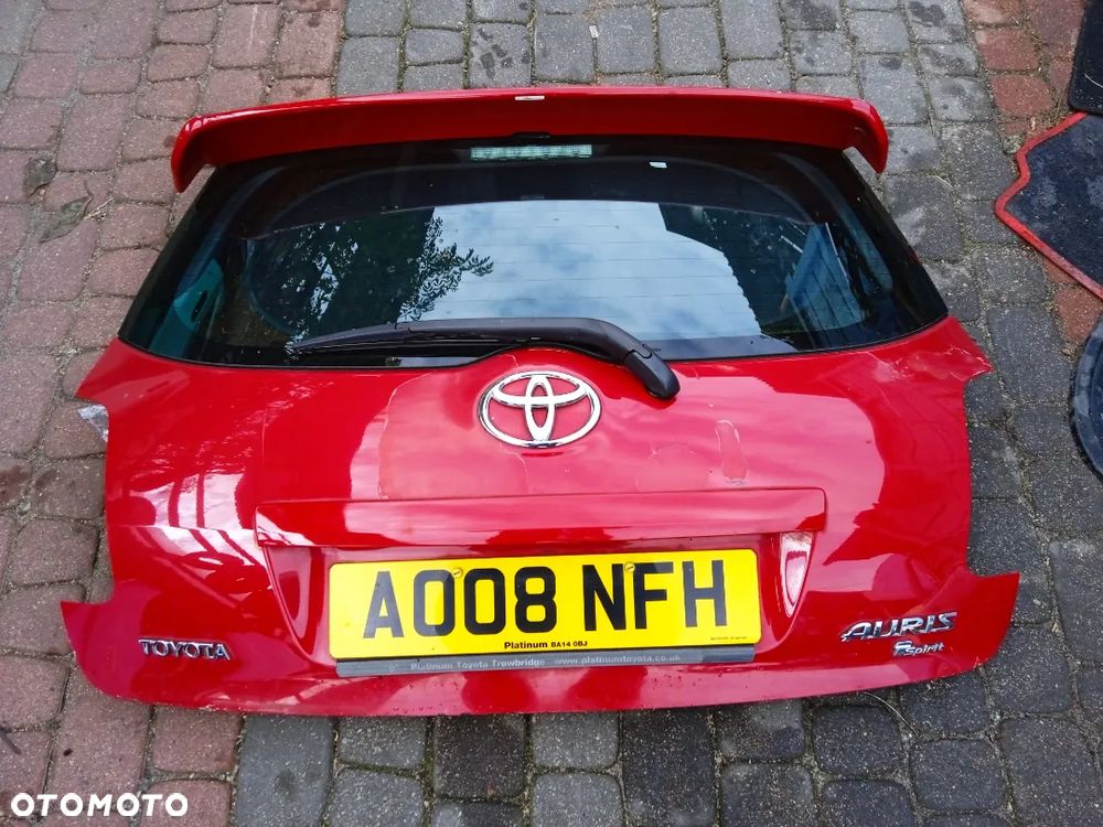 KLAPA TYLNA TOYOTA  AURIS 07-10 KOD KOLORU 3J6