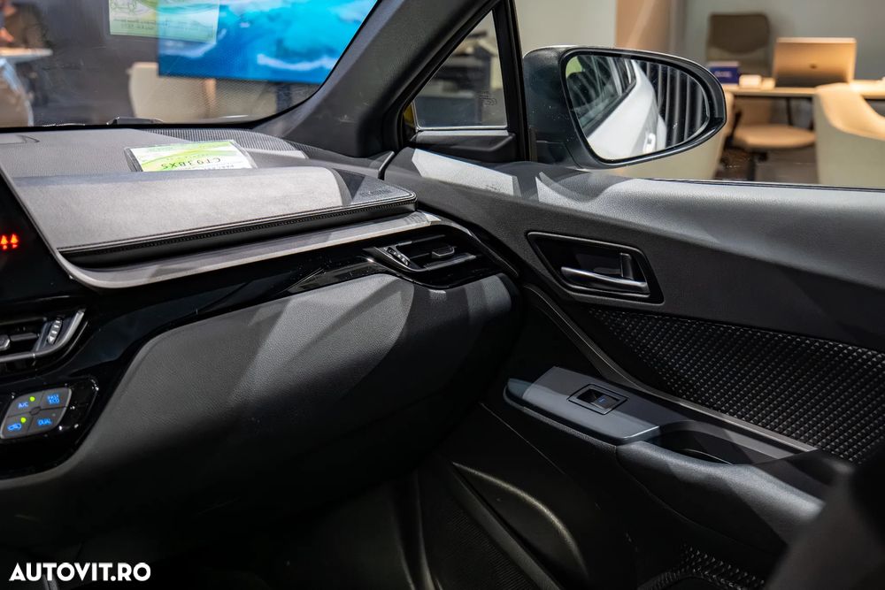 Toyota C-HR 1.8 HSD 122 CP 4x2 CVT Style - 13