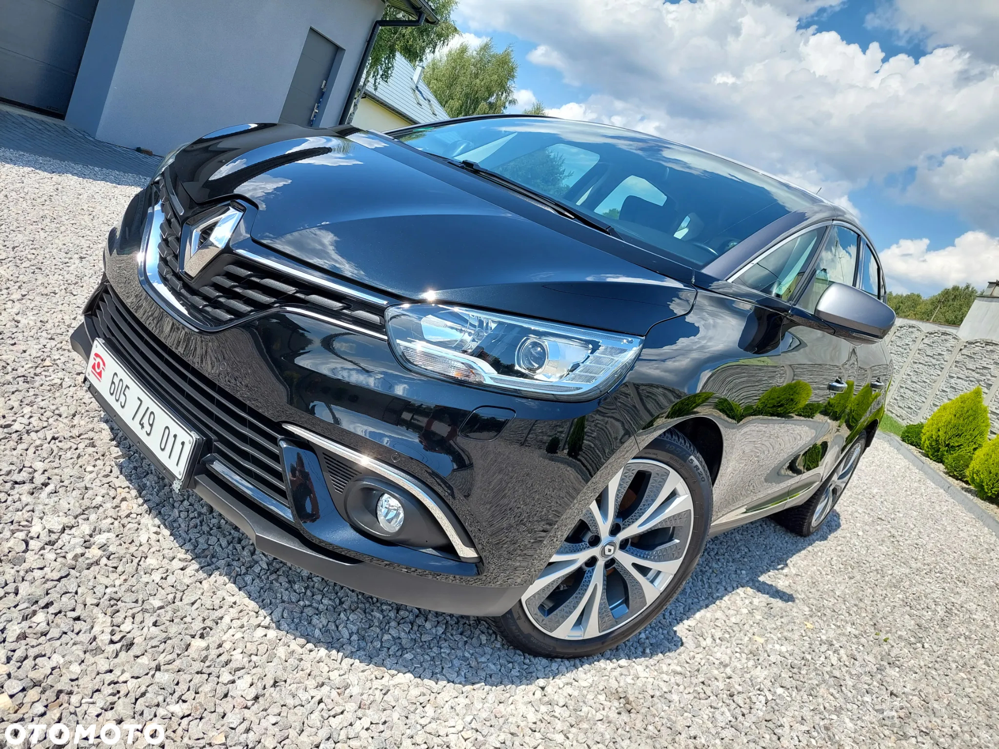 Renault Scenic ENERGY TCe 115 Dynamique - 2