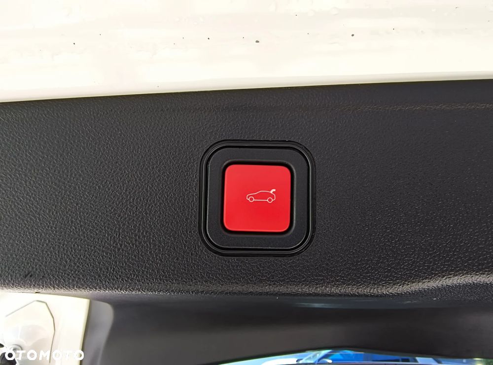 Jeep Avenger 1.2 GSE T3 Altitude FWD - 6