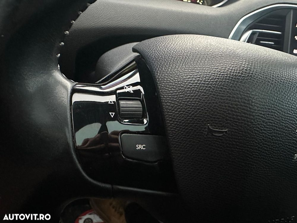 Peugeot 308 - 17
