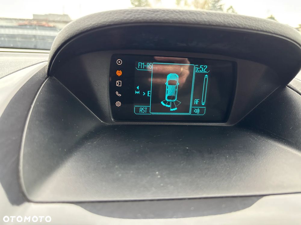 Ford Tourneo Courier 1.0 EcoBoost Titanium - 20