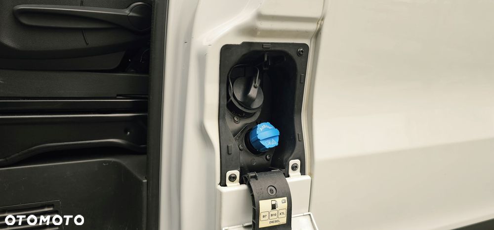 Renault Trafic III Vivaro - 20