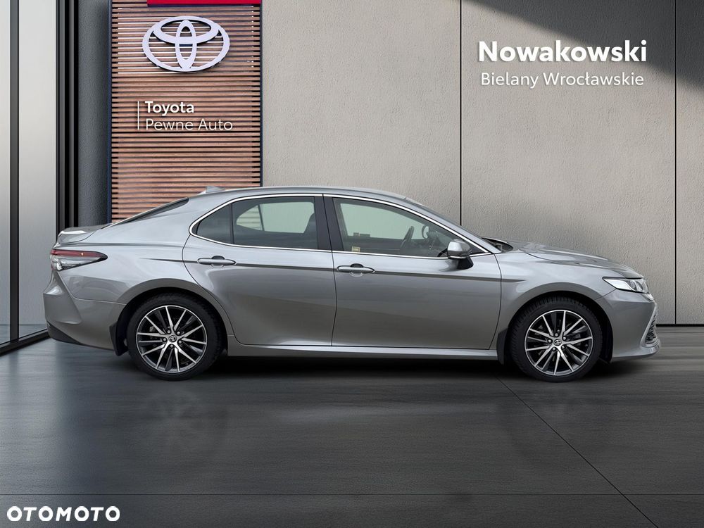 Toyota Camry 2.5 Hybrid Prestige CVT - 30