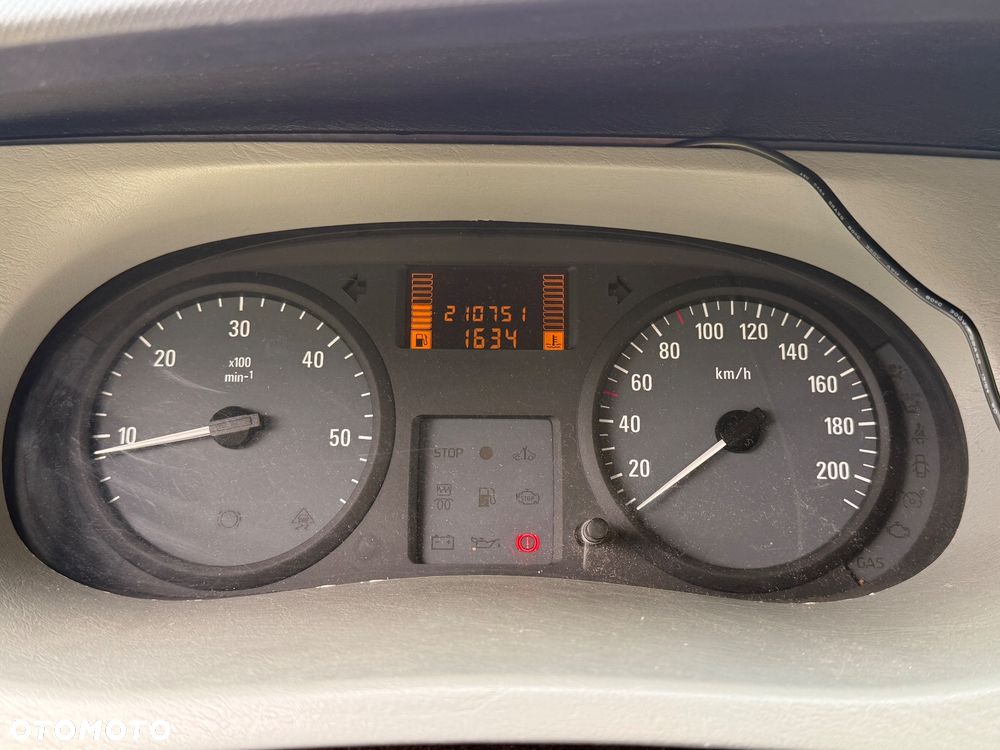 Opel Vivaro L1H1 2.7t - 6