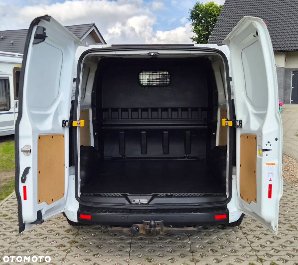 Ford Transit Custom L2H1 Brygadówka 6 osobowy 2.0d 170KM NAVI KAMERA - 8