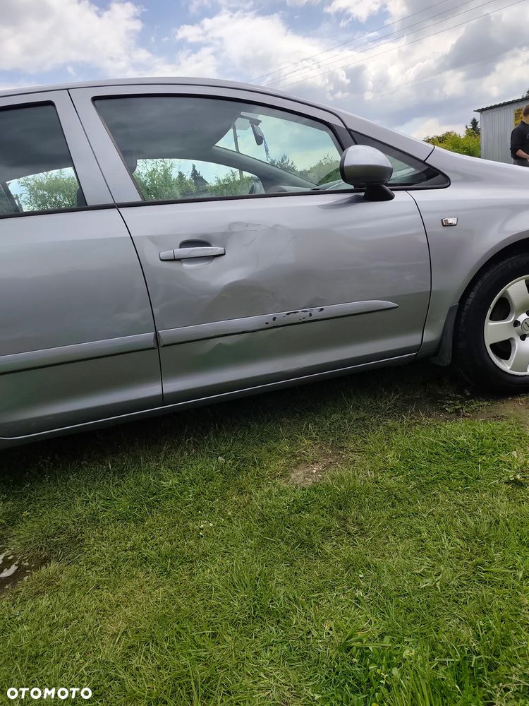 Opel Corsa 1.2 16V Enjoy - 6
