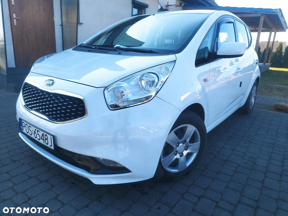 Kia Venga - 8