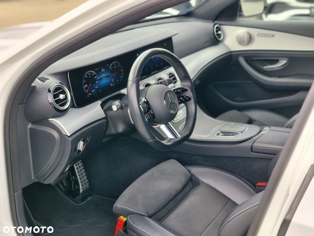 Mercedes-Benz Klasa E 220 d 4-Matic 9G-TRONIC - 9