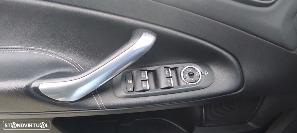 Ford Mondeo SW 1.8 TDCi Titanium - 6