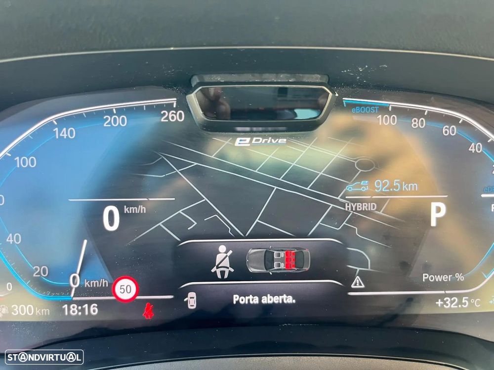 BMW 330 e Pack Desportivo M Auto - 15