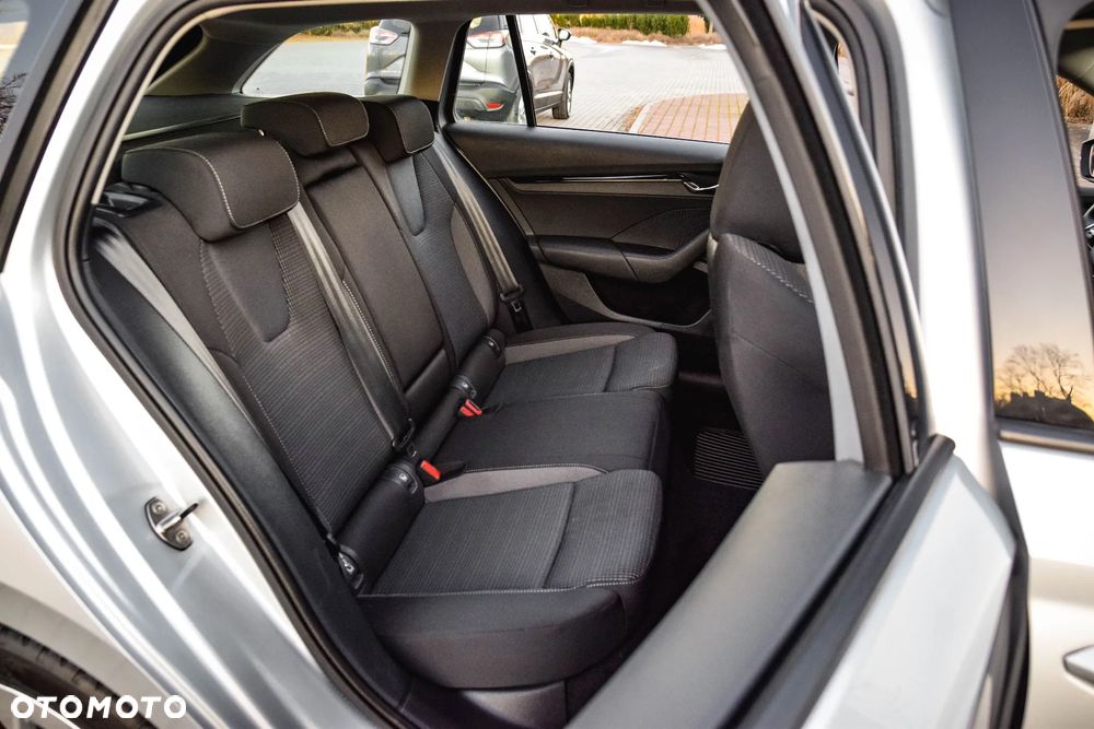 Skoda Octavia 1.5 TSI ACT Ambition - 28